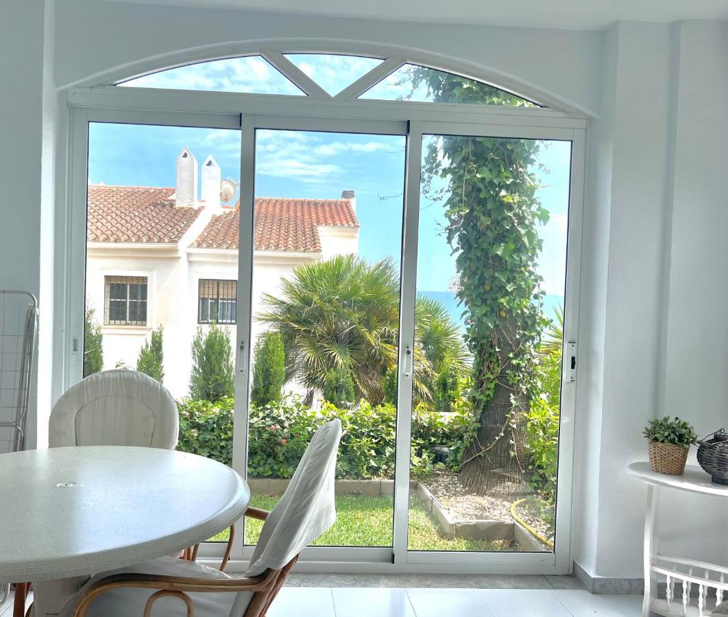 Fabulous Vacation In A 2 Bedroom Townhouse With 2 Terraces Overlooking The Sea, Suitable For 6 People 3 Swimming Pools Tennis And 200 Mts From The Sea El Faro Екстер'єр фото