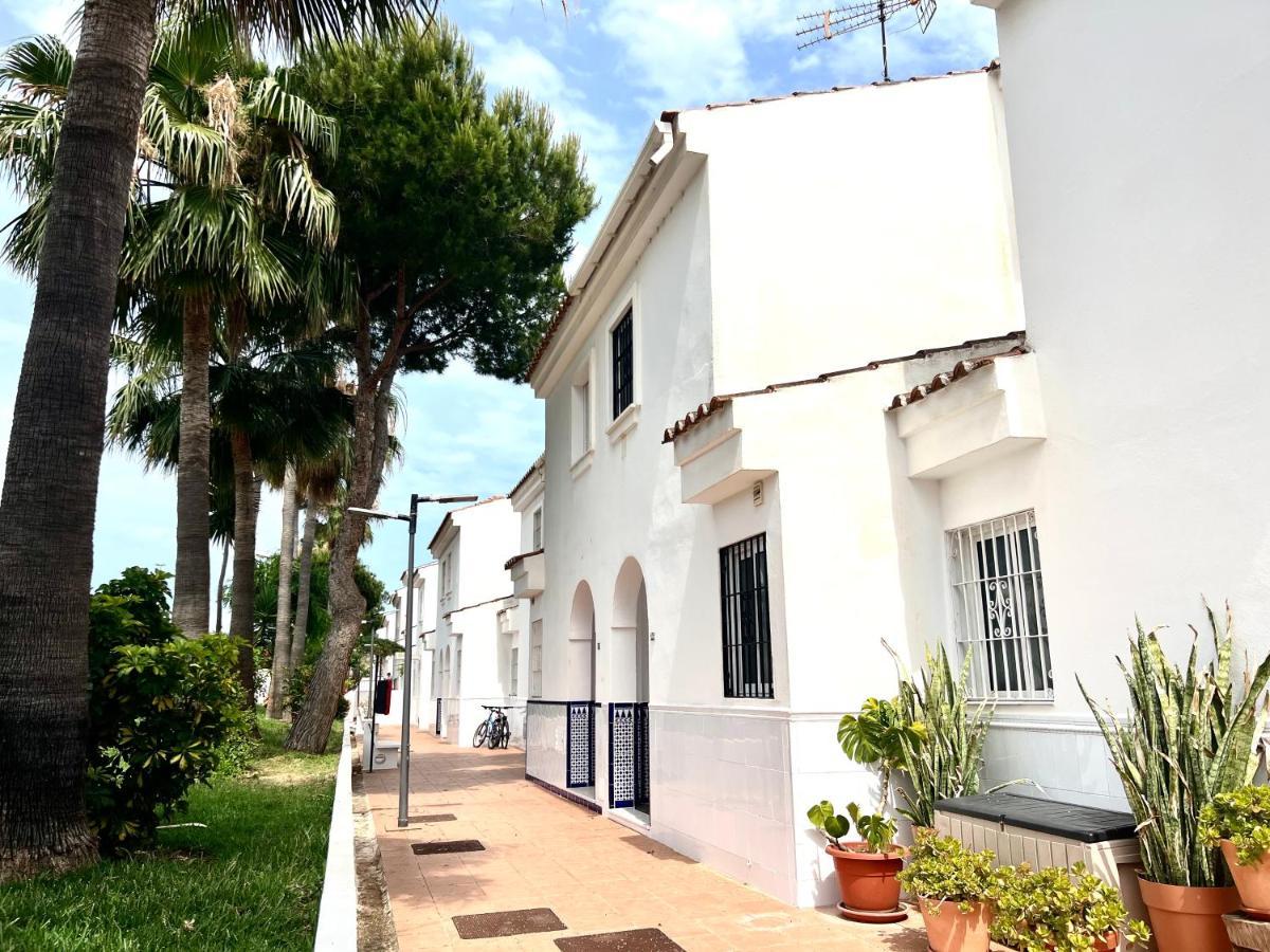 Fabulous Vacation In A 2 Bedroom Townhouse With 2 Terraces Overlooking The Sea, Suitable For 6 People 3 Swimming Pools Tennis And 200 Mts From The Sea El Faro Екстер'єр фото