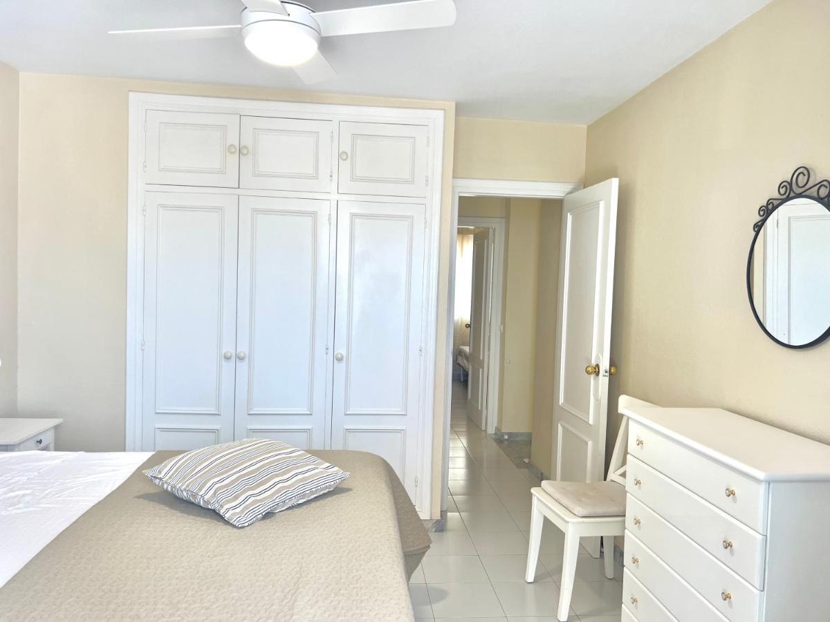Fabulous Vacation In A 2 Bedroom Townhouse With 2 Terraces Overlooking The Sea, Suitable For 6 People 3 Swimming Pools Tennis And 200 Mts From The Sea El Faro Екстер'єр фото